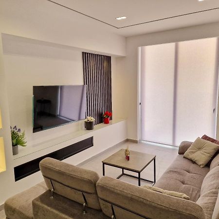 Barbara Properties - Luxury Qawra Stay St. Paul's Bay Exteriör bild