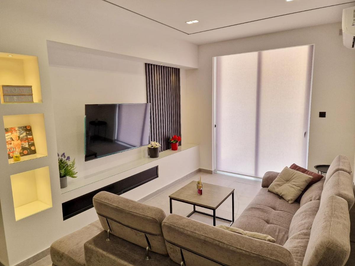 Barbara Properties - Luxury Qawra Stay St. Paul's Bay Exteriör bild