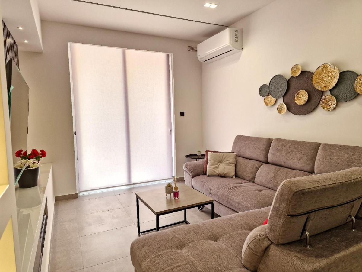 Barbara Properties - Luxury Qawra Stay St. Paul's Bay Exteriör bild